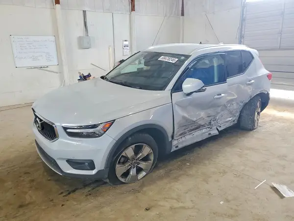 YV4162UK1M2573216 — 2021 Volvo XC40, Боковая часть (Side), фото до ремонта