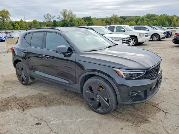 YV4L12UD1T2696635 — 2026 Volvo XC40, фото 4 с аукциона Copart, Подтопление