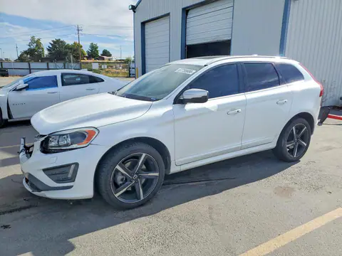 YV4902DZ0E2555714 — 2014 Volvo XC60, Передняя часть (Front End), фото до ремонта