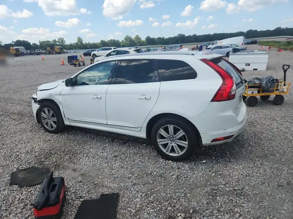 YV449MDKXG2875768 — 2016 Volvo XC60, фото 2 с аукциона Copart, Передняя часть