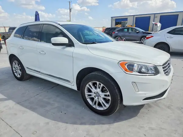 YV440MDK4G2920696 — 2016 Volvo XC60, фото 4 с аукциона Copart 13.10.2026, Задняя часть