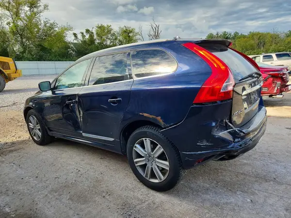 YV449MRK5G2899775 — 2016 Volvo XC60, фото 2 с аукциона Copart, Задняя часть