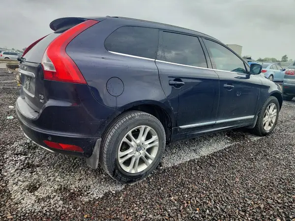 2016 VOLVO XC60 VIN YV4612RK8G2798976 фото 3