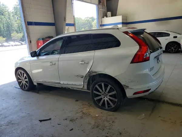 YV449MRU3H2122630 — 2017 Volvo XC60, фото 2 с аукциона Copart, Задняя часть