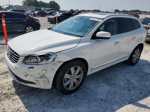 YV440MRU5H2106441 — 2017 Volvo XC60, Передняя часть (Front End), фото до ремонта