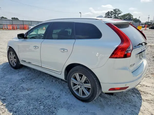 YV440MRU5H2106441 — 2017 Volvo XC60, фото 2 с аукциона Copart, Передняя часть