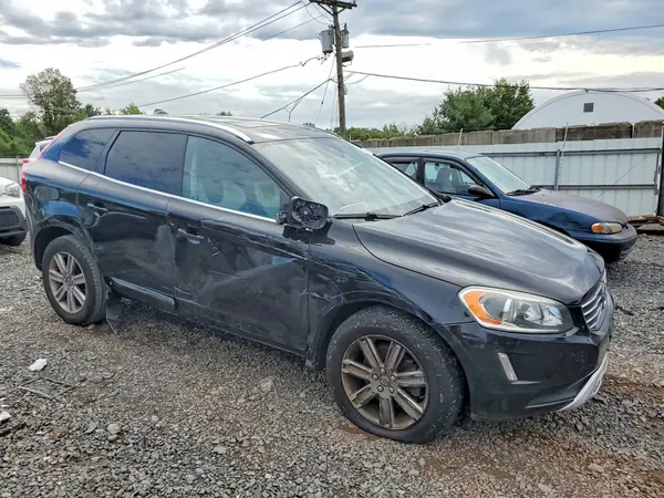 2017 VOLVO XC60 VIN YV440MRR4H2026821 фото 4
