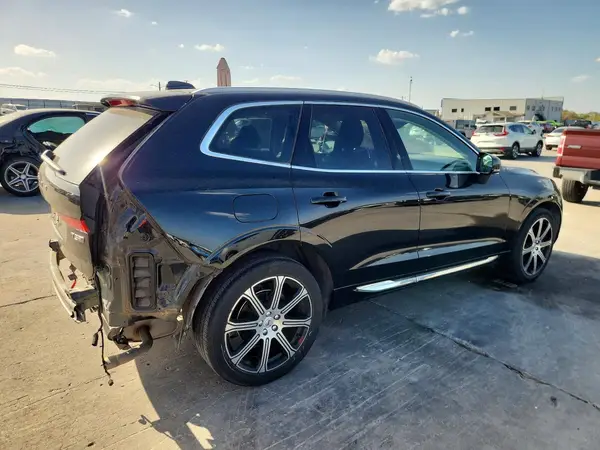 LYV102RL1JB101811 — 2018 Volvo XC60, фото 3 с аукциона Copart, Задняя часть