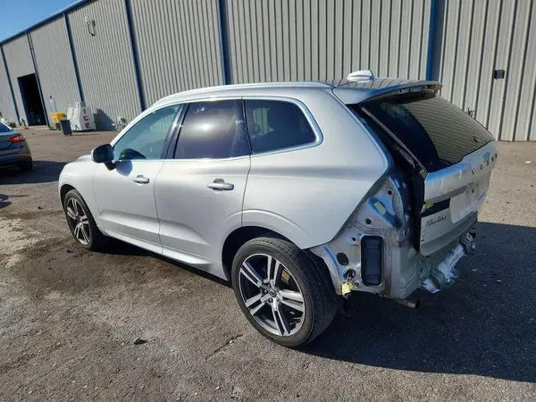 LYV102RK4JB109862 — 2018 Volvo XC60, фото 2 с аукциона Copart 28.09.2026, Задняя часть