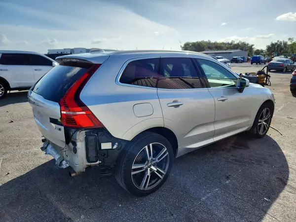 LYV102RK4JB109862 — 2018 Volvo XC60, фото 3 с аукциона Copart 28.09.2026, Задняя часть