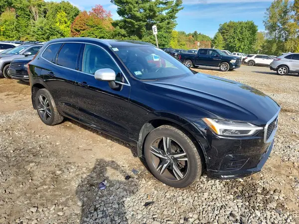 LYVA22RM4JB097241 — 2018 Volvo XC60, фото 4 с аукциона Copart, Боковая часть