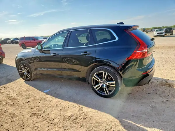 LYV102RK8JB118354 — 2018 Volvo XC60, фото 2 с аукциона Copart 08.10.2026, Град
