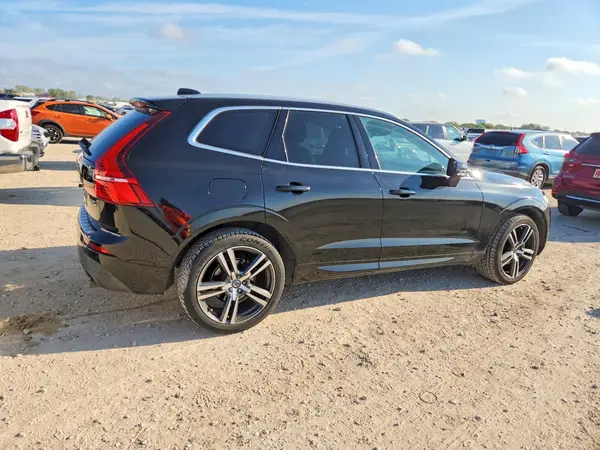 LYV102RK8JB118354 — 2018 Volvo XC60, фото 3 с аукциона Copart 08.10.2026, Град