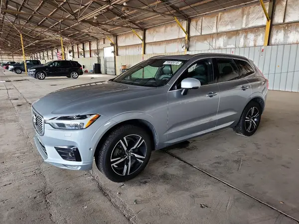 YV4A22RM8J1031067 — 2018 Volvo XC60, Мелкие вмятины и царапины (Minor Dent/Scratches), фото до ремонта