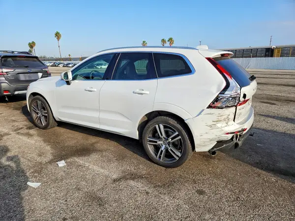 LYVA22RK8KB230891 — 2019 Volvo XC60, фото 2 с аукциона Copart, Задняя часть