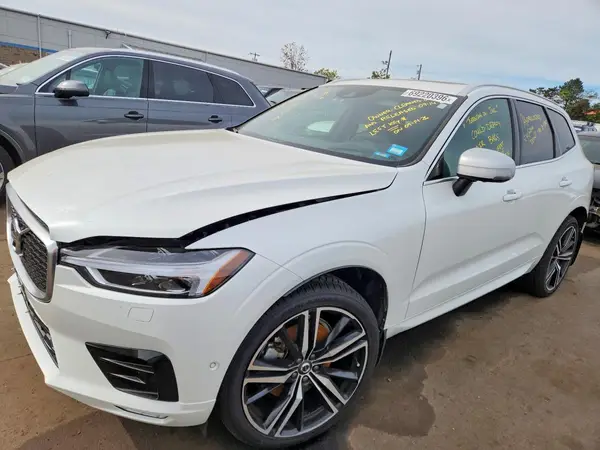 LYVA22RM7KB228695 — 2019 Volvo XC60, Подтопление (Water/Flood), фото до ремонта