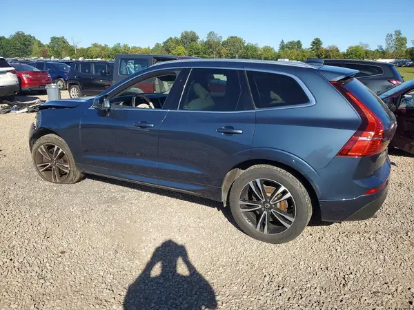 YV4102RK0L1521011 — 2020 Volvo XC60, фото 2 с аукциона Copart 05.10.2026, Передняя часть