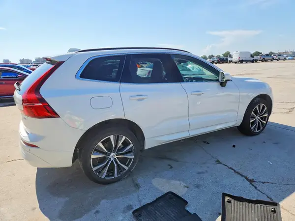 YV4L12DK1N1951680 — 2022 Volvo XC60, фото 3 с аукциона Copart, Подтопление