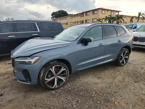 YV4L12DM3N1003444 — 2022 Volvo XC60, Передняя часть (Front End), фото до ремонта