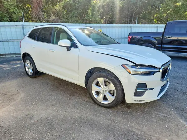 YV4L12RK4N1032345 — 2022 Volvo XC60, фото 4 с аукциона Copart, Передняя часть