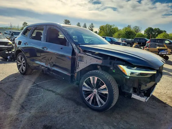 YV4L12RL3N1025878 — 2022 Volvo XC60, фото 4 с аукциона Copart, Боковая часть