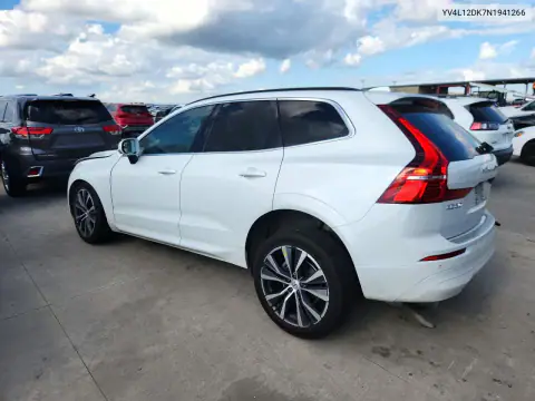 YV4L12DK7N1941266 — 2022 Volvo XC60, фото 2 с аукциона Copart, Передняя часть