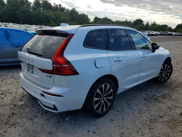 YV4M12RJ5S1088009 — 2025 Volvo XC60, фото 3 с аукциона Copart, Боковая часть