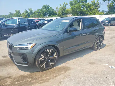 YV4H60RM4T1300577 — 2026 Volvo XC60, Подтопление (Water/Flood), фото до ремонта