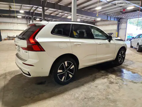 YV4M12RCXT1325192 — 2026 Volvo XC60, фото 3 с аукциона Copart, Передняя часть