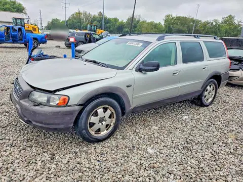 YV1SZ59H241142171 — 2004 Volvo XC70, Передняя часть (Front End), фото до ремонта