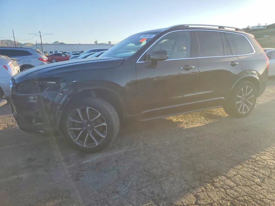 2018 Volvo XC90 T6 VIN YV4A22PK2J1368996 фото 1