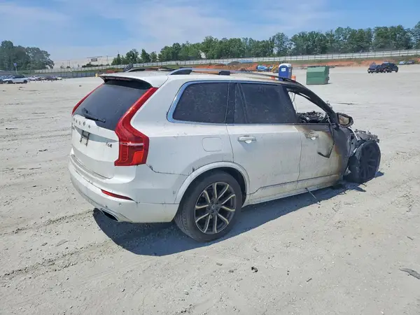 YV4A22PK6G1085266 — 2016 Volvo XC90, фото 3 с аукциона Copart 30.09.2026, Пожар двигателя