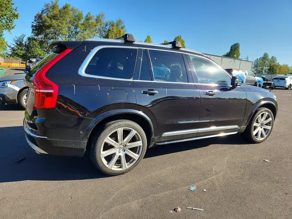 YV4A22PL8G1000999 — 2016 Volvo XC90, фото 3 с аукциона Copart, Боковая часть