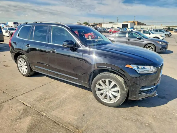 YV4A22PK2G1093073 — 2016 Volvo XC90, фото 4 с аукциона Copart, Передняя часть