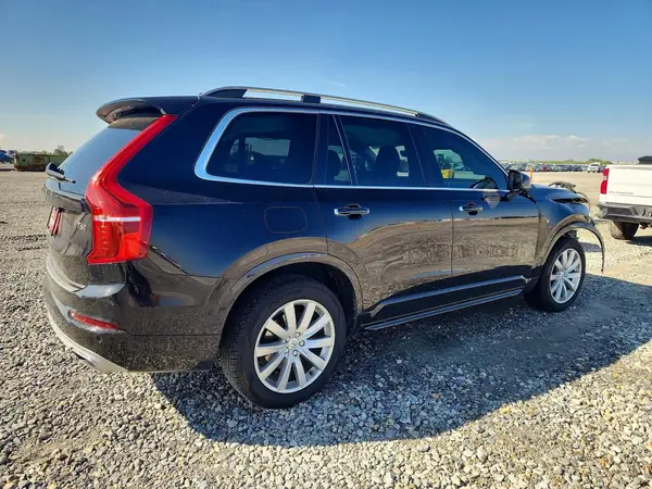 YV4A22PK8G1034013 — 2016 Volvo XC90, фото 3 с аукциона Copart, Передняя часть