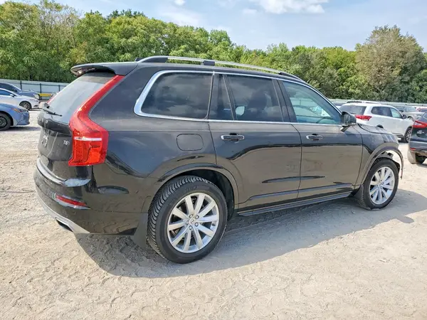 YV4A22PK2G1095065 — 2016 Volvo XC90, фото 3 с аукциона Copart, Передняя часть