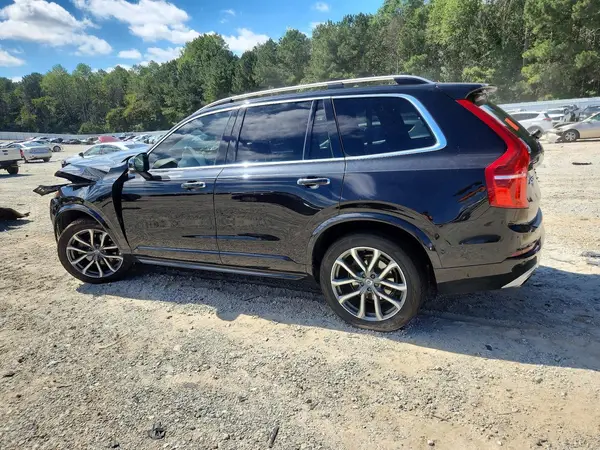 YV4A22PK7H1180887 — 2017 Volvo XC90, фото 2 с аукциона Copart, Передняя часть