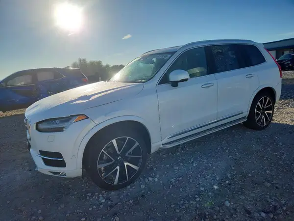 YV4A22PL7J1386046 — 2018 Volvo XC90, Передняя часть (Front End), фото до ремонта