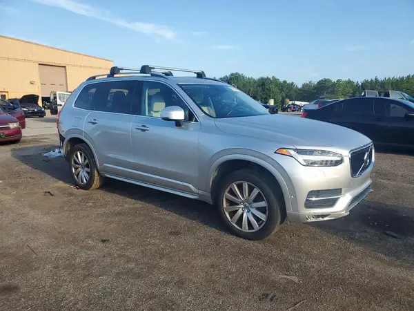 YV4102CK5J1375369 — 2018 Volvo XC90, фото 4 с аукциона Copart, Задняя часть
