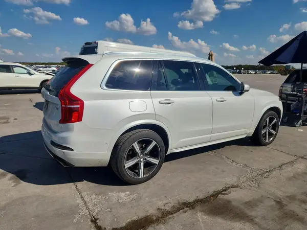 YV4102KMXJ1216589 — 2018 Volvo XC90, фото 3 с аукциона Copart 08.10.2026, Естественный износ