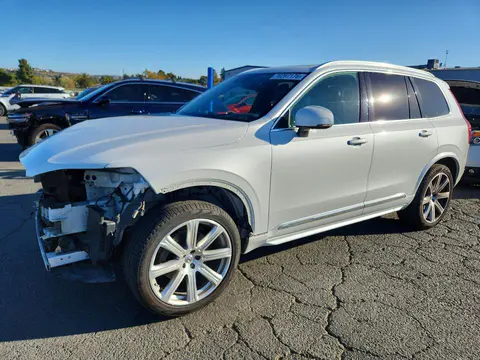 YV4A22PL3J1197183 — 2018 Volvo XC90, Передняя часть (Front End), фото до ремонта