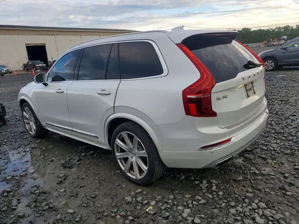 YV4A22PL2K1475945 — 2019 Volvo XC90, фото 2 с аукциона Copart 13.10.2026, Подтопление