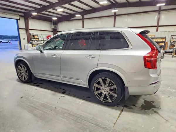 YV4A22PL8K1454310 — 2019 Volvo XC90, фото 2 с аукциона Copart, Передняя часть