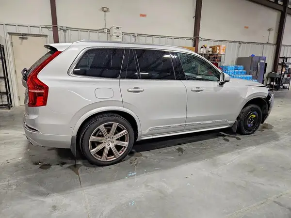 YV4A22PL8K1454310 — 2019 Volvo XC90, фото 3 с аукциона Copart, Передняя часть