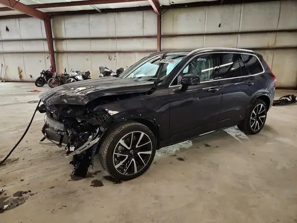 YV4A22PK6N1781008 — 2022 Volvo XC90, Передняя часть (Front End), фото до ремонта