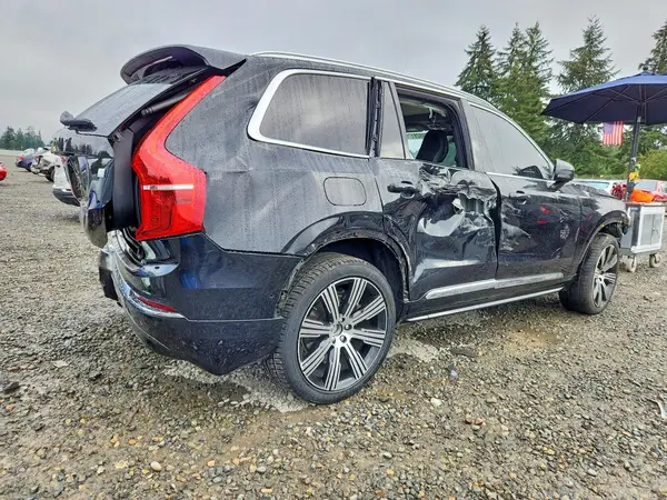 YV4H60CN9P1912359 — 2023 Volvo XC90, фото 3 с аукциона Copart, Повреждения со всех сторон