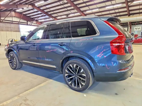 YV4H60CF3R1171444 — 2024 Volvo XC90, фото 2 с аукциона Copart 01.10.2026, Передняя часть