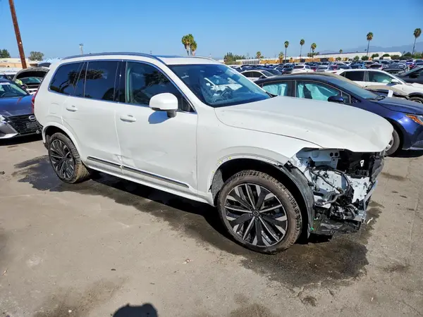 YV4H60PG4S1352285 — 2025 Volvo XC90, фото 4 с аукциона Copart 29.09.2026, Передняя часть