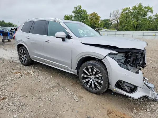 YV4062PEXS1297798 — 2025 Volvo XC90, фото 4 с аукциона Copart, Передняя часть
