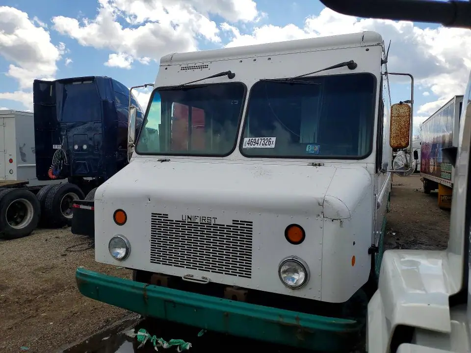5B4KPD280A3439476 Workhorse W42 2010 — повреждение Естественный износ, фото до ремонта